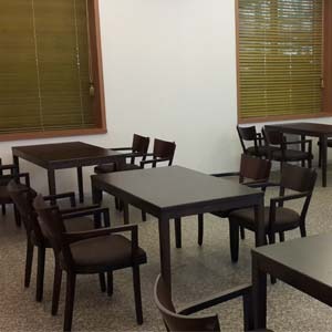EZM-5694 휴게소 가구 구내식당 휴게실 급식실 교회 회사 함바식당 의자 테이블 제작 전문