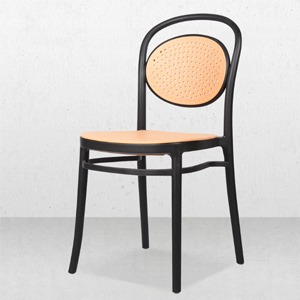 EZM-9035 플라스틱 카페 인테리어 사출 식탁 체어 예쁜 디자인 철제 의자 레스토랑 이쁜 구내식당 푸드코트의자