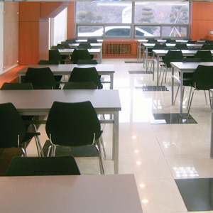 EZM-3179 휴게소 가구 구내식당 휴게실 급식실 교회 회사 함바식당 의자 테이블 제작 전문