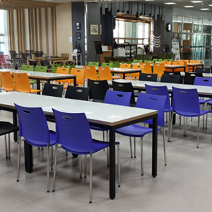 EZM-5687 휴게소 가구 구내식당 휴게실 급식실 교회 회사 함바식당 의자 테이블 제작 전문